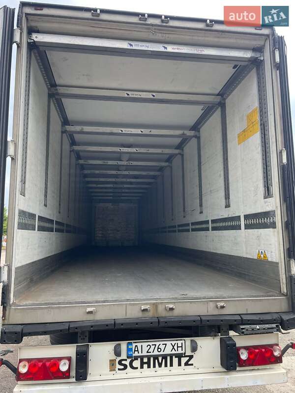 Рефрижератор полуприцеп Schmitz Cargobull SKO 24 2011 в Киеве