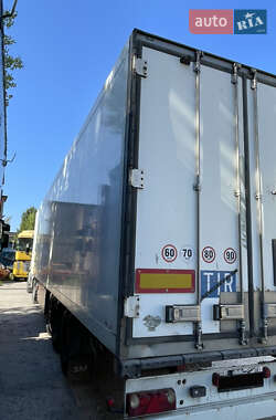 Рефрижератор полуприцеп Schmitz Cargobull SKO 24 2004 в 
