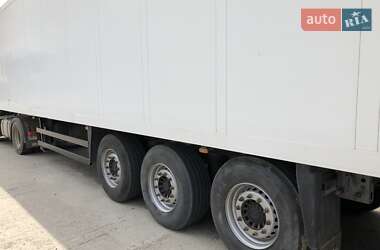 Рефрижератор полуприцеп Schmitz Cargobull SKO 24 2003 в 