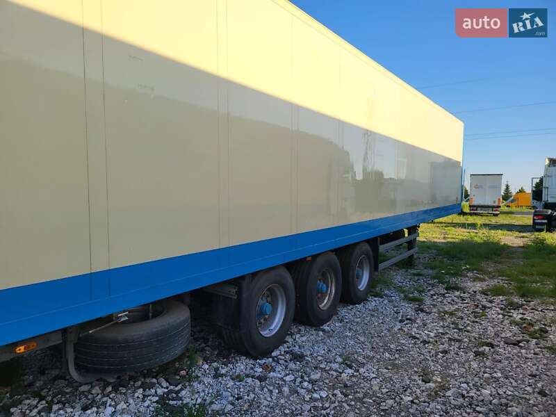 Schmitz Cargobull SKO 24 2011