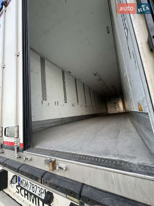 Рефрижератор полуприцеп Schmitz Cargobull SKO 24 2014 в Львове