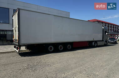 Рефрижератор напівпричіп Schmitz Cargobull SKO 24 2011 в 