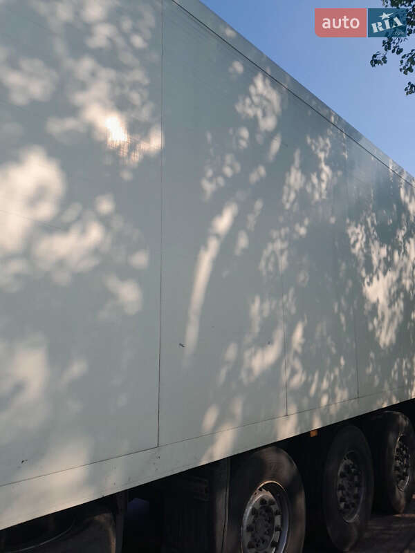 Рефрижератор полуприцеп Schmitz Cargobull SKO 24 2007 в Киеве фото 5 Рефрижератор полуприцеп Schmitz Cargobull SKO 24 2007 в Киеве