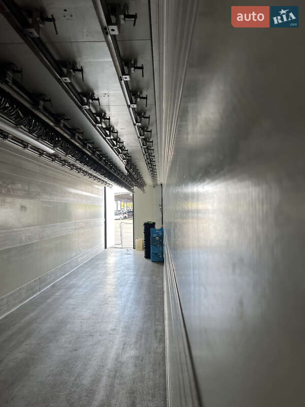 Рефрижератор полуприцеп Schmitz Cargobull SKO 24 2007 в Киеве фото 7 Рефрижератор полуприцеп Schmitz Cargobull SKO 24 2007 в Киеве