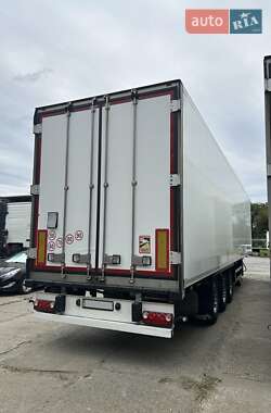 Рефрижератор напівпричіп Schmitz Cargobull SKO 24 2014 в 