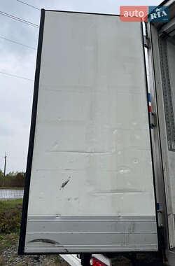Рефрижератор напівпричіп Schmitz Cargobull SKO 24 2013 в 