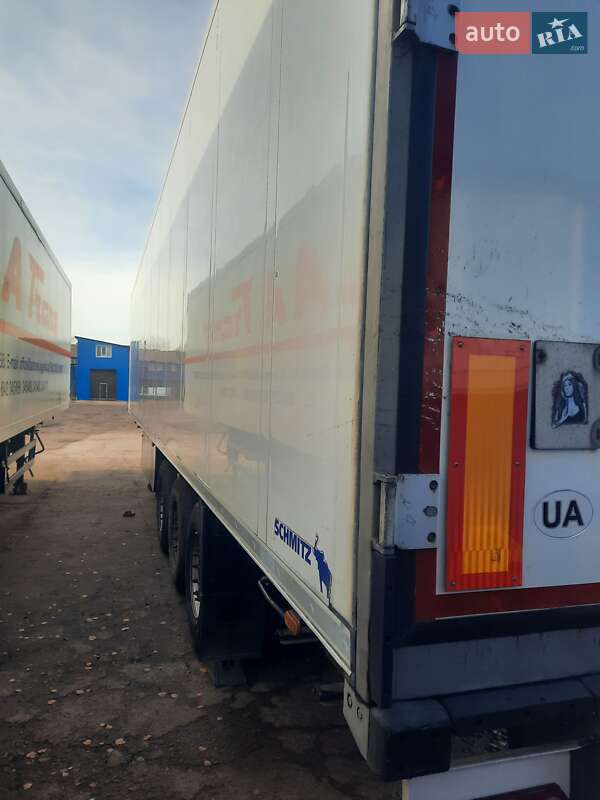 Рефрижератор полуприцеп Schmitz Cargobull SKO 24 2011 в Чернигове