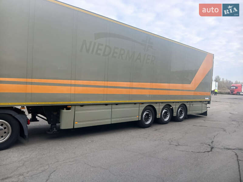 Рефрижератор полуприцеп Schmitz Cargobull SKO 24 2012 в Луцке фото 10 Рефрижератор полуприцеп Schmitz Cargobull SKO 24 2012 в Луцке