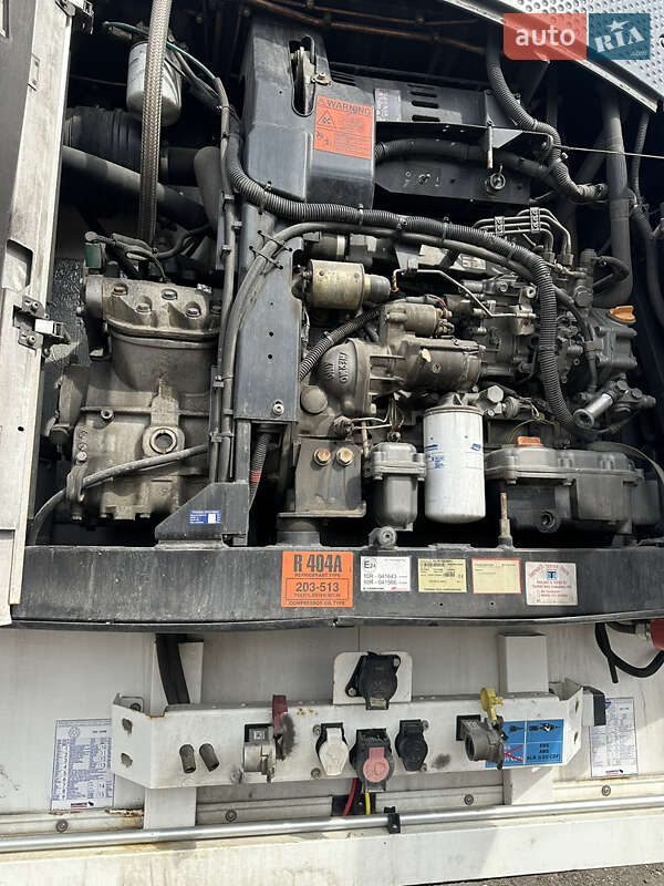 Рефрижератор полуприцеп Schmitz Cargobull SKO 24 2015 в Черновцах