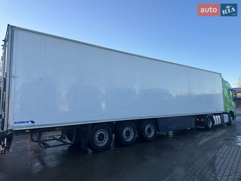 Рефрижератор напівпричіп Schmitz Cargobull SKO 24 2011 в Калуші