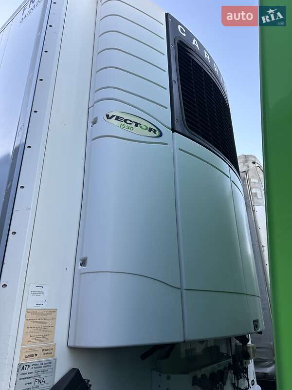 Рефрижератор напівпричіп Schmitz Cargobull SKO 24 2011 в Калуші