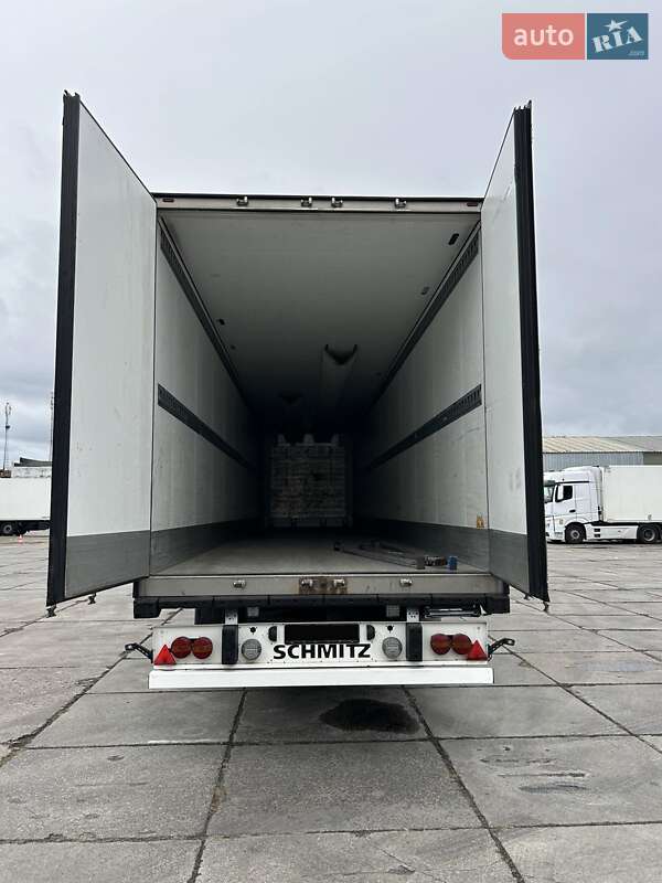 Рефрижератор напівпричіп Schmitz Cargobull SKO 24 2014 в Києві