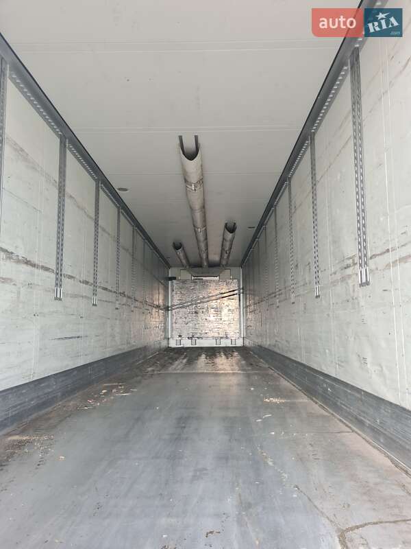 Рефрижератор полуприцеп Schmitz Cargobull SKO 24 2001 в Радехове фото 2 Рефрижератор полуприцеп Schmitz Cargobull SKO 24 2001 в Радехове