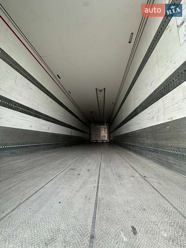 Рефрижератор полуприцеп Schmitz Cargobull SKO 24 2014 в Львове