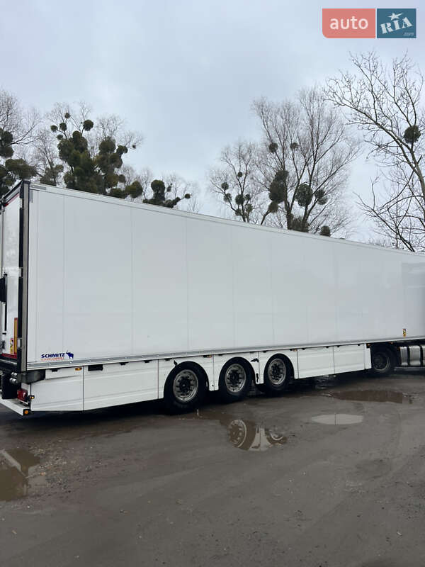 Рефрижератор полуприцеп Schmitz Cargobull SKO 24 2017 в Киеве