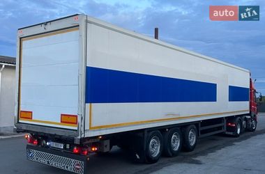 Рефрижератор полуприцеп Schmitz Cargobull SKO 24 2012 в Киеве