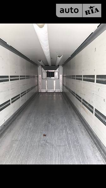 Рефрижератор полуприцеп Schmitz Cargobull SKO 2008 в Луцке