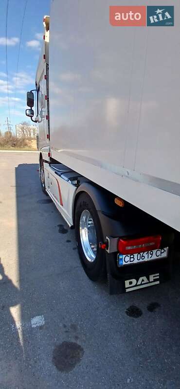 Рефрижератор полуприцеп Schmitz Cargobull SKO 2007 в Чернигове