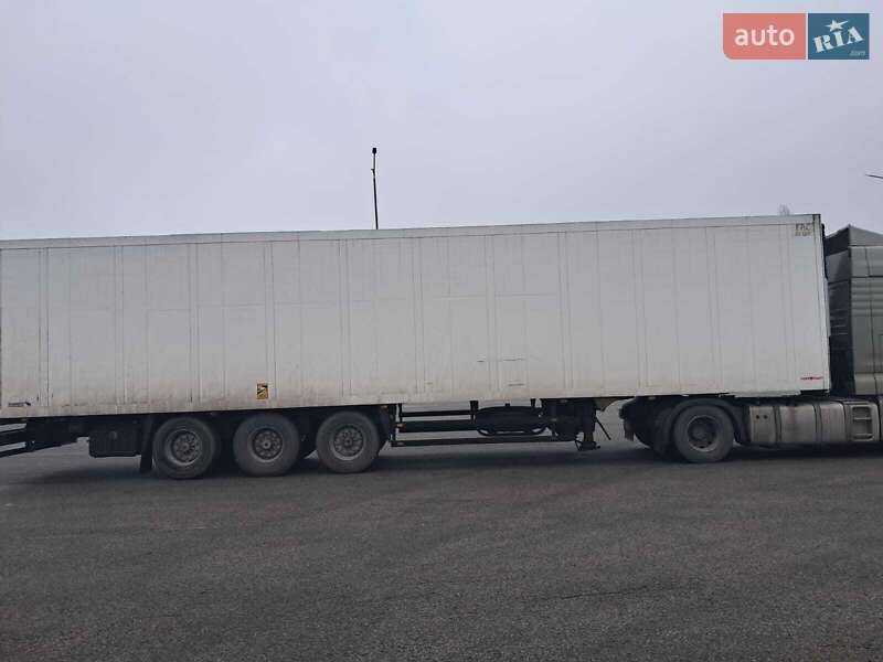 Рефрижератор полуприцеп Schmitz Cargobull SKO 2005 в Харькове