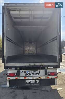 Рефрижератор Schmitz Cargobull SKO 2007 в 