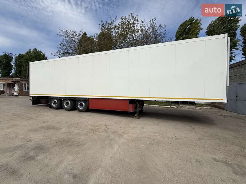 Рефрижератор полуприцеп Schmitz Cargobull SKO 2005 в Никополе