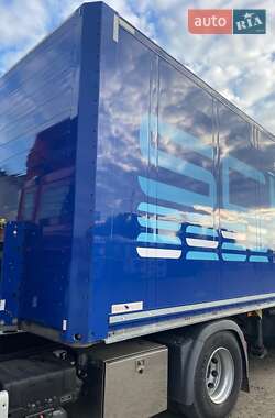 Изотермическая будка Schmitz Cargobull SKO 2015 в 