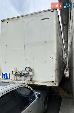 Изотермическая будка Schmitz Cargobull SKO 2013 в 