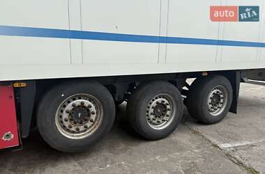 Рефрижератор полуприцеп Schmitz Cargobull SKO 2007 в 