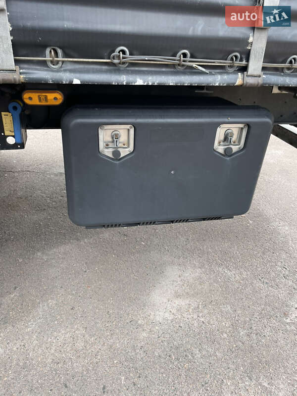 Тентованный борт (штора) - полуприцеп Schmitz Cargobull SKO 2011 в Буче