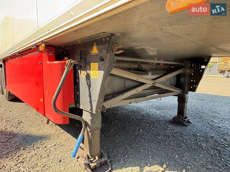 Рефрижератор полуприцеп Schmitz Cargobull SKO 2012 в Ковеле