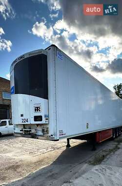 Рефрижератор полуприцеп Schmitz Cargobull SL 2013 в Киеве