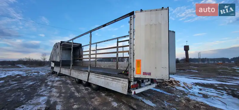 Тентованный борт (штора) - полуприцеп Schmitz Cargobull SO1 2002 в 