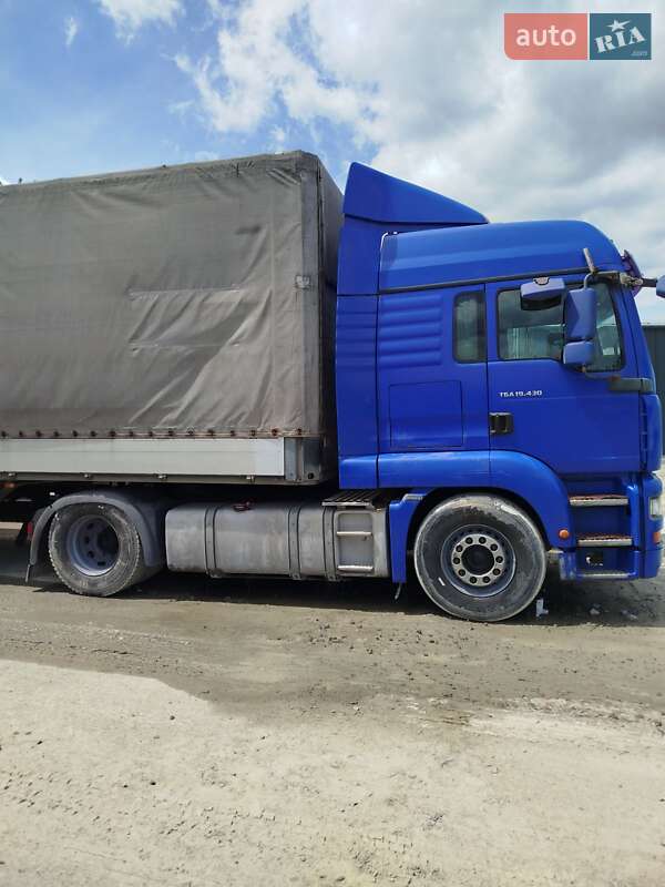 Бортовий напівпричіп Schmitz Cargobull SPR 24 2008 в Львові