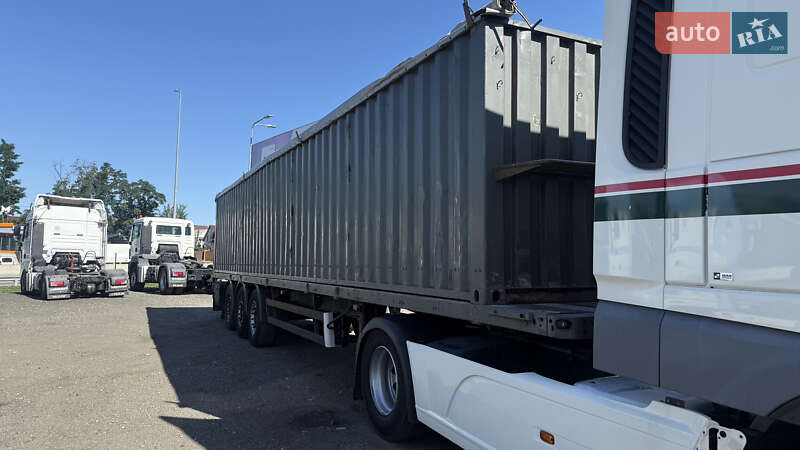 Контейнеровоз напівпричіп Schmitz Cargobull SPR 24 2004 в Києві