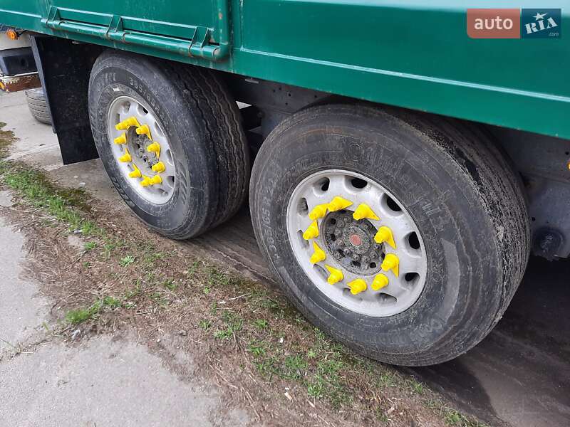 Зерновоз - полуприцеп Schmitz S-01 2006 в Черкассах