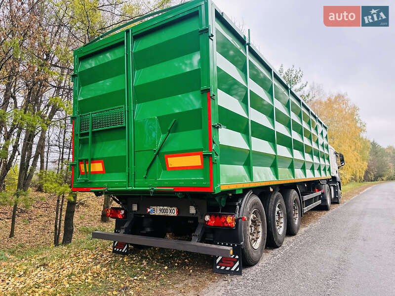 Самосвал полуприцеп Schmitz S-01 2006 в Лубнах