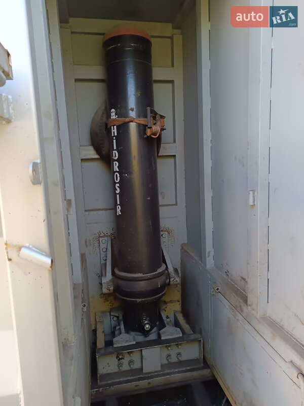 Самосвал полуприцеп Schmitz S-01 2000 в Желтых Водах