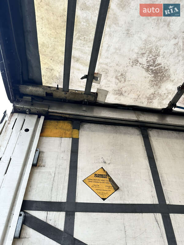 Тентований борт (штора) - напівпричіп Schmitz S-01 2010 в Ратному