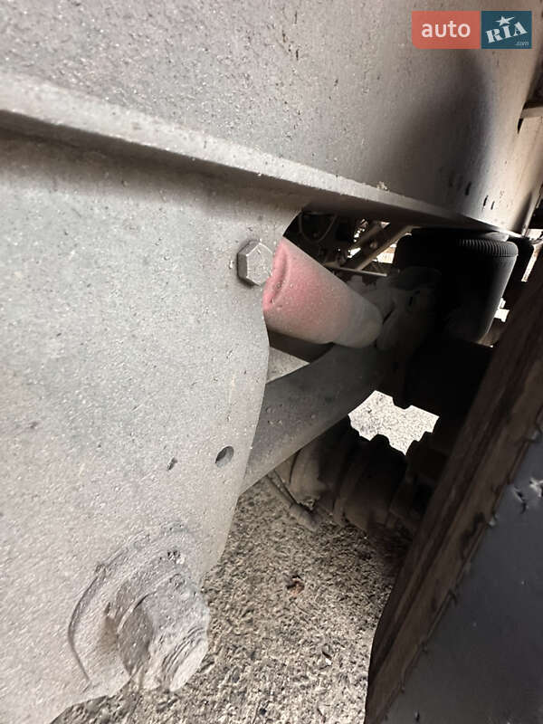 Тентованный борт (штора) - полуприцеп Schmitz S-01 2007 в Днепре