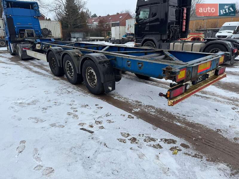 Schmitz S-01 2011 Schmitz S-01 2011