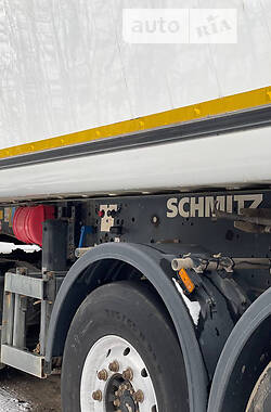 Самоскид напівпричіп Schmitz SCB 2013 в Костопілі