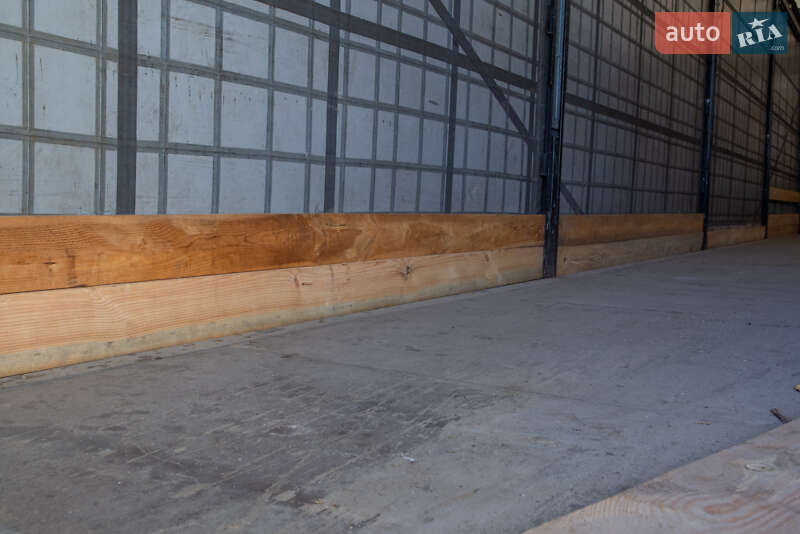 Тентованный борт (штора) - полуприцеп Schmitz SCB 2011 в Житомире