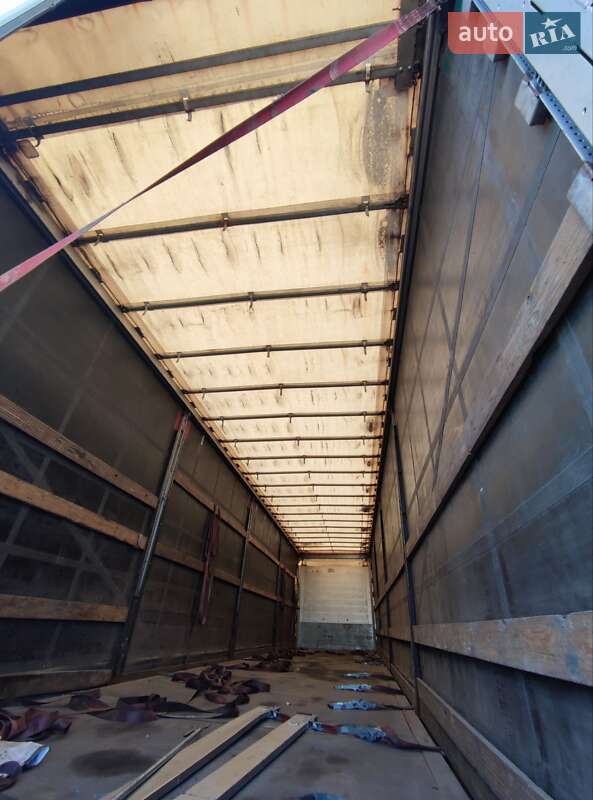 Тентований борт (штора) - напівпричіп Schmitz SCB 2012 в Кривому Розі
