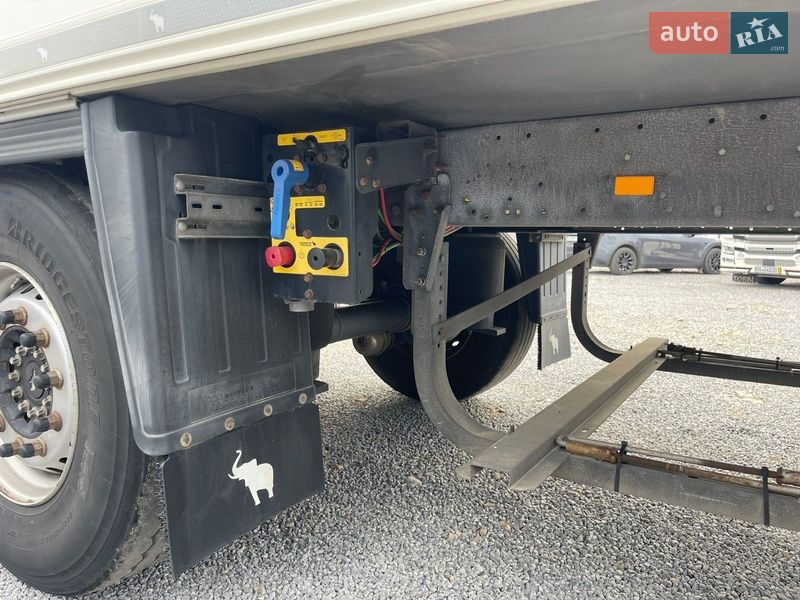 Рефрижератор напівпричіп Schmitz SCB 2014 в Вінниці