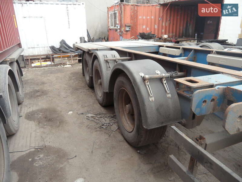 Контейнеровоз напівпричіп Schmitz SCS 24 2004 в Одесі