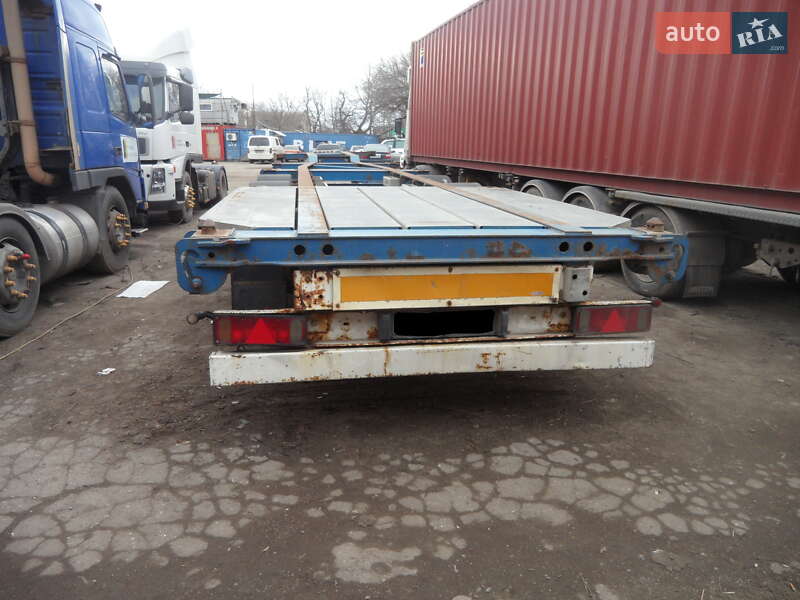Контейнеровоз напівпричіп Schmitz SCS 24 2004 в Одесі