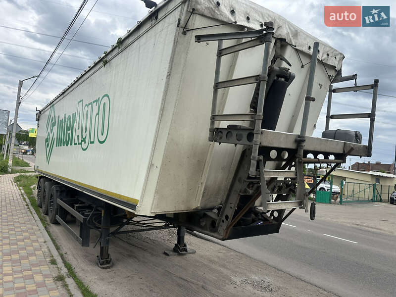 Зерновоз - напівпричіп Schmitz SCS 24 2008 в 