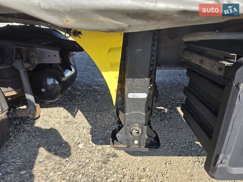 Тентований борт (штора) - напівпричіп Schmitz SCS 24 2013 в Тячеві