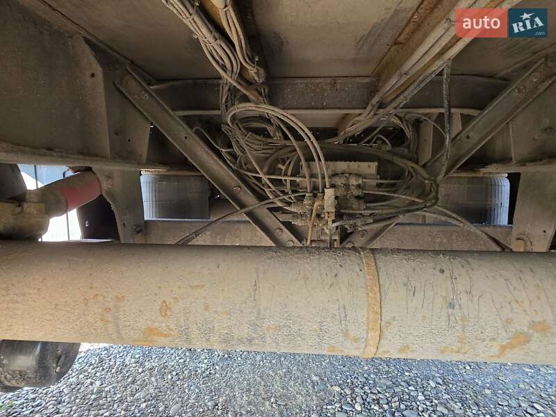 Тентований борт (штора) - напівпричіп Schmitz SCS 24 2013 в Тячеві