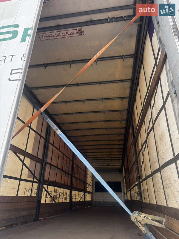 Тентований борт (штора) - напівпричіп Schmitz SCS 24 2013 в Луцьку